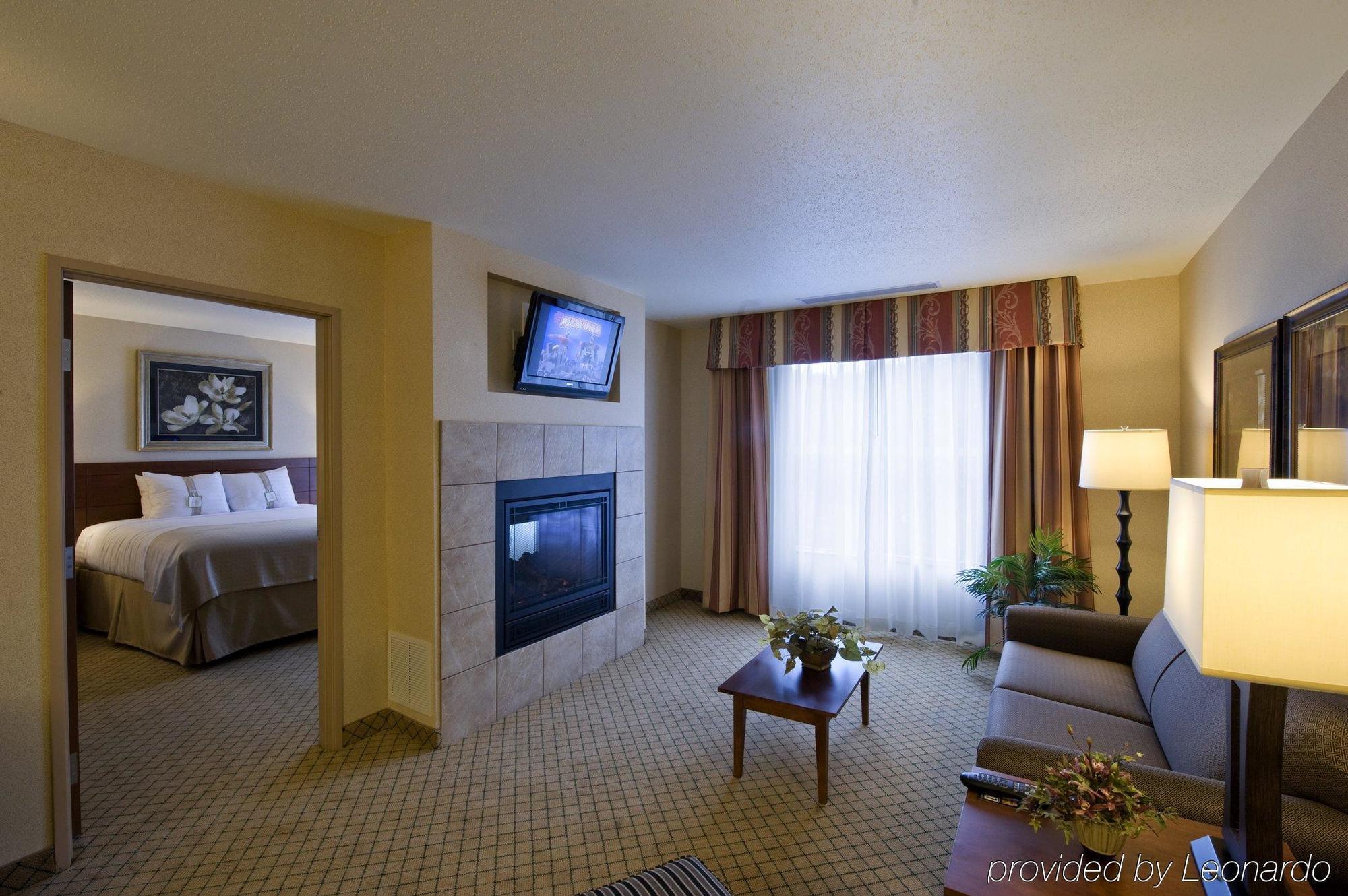 Holiday Inn Purdue - Fort Wayne By Ihg Екстер'єр фото