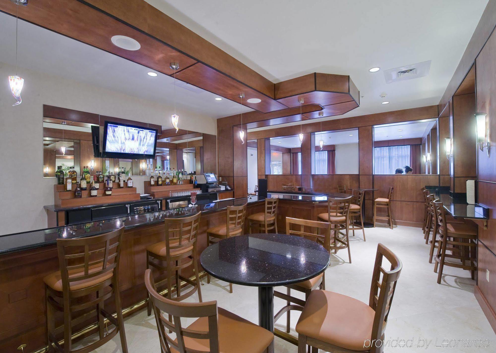 Holiday Inn Purdue - Fort Wayne By Ihg Ресторан фото
