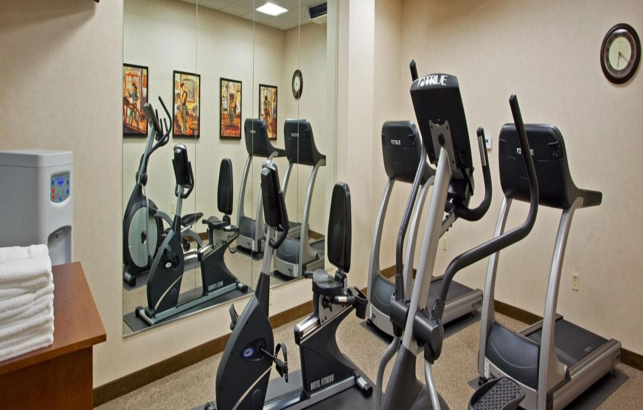 Holiday Inn Purdue - Fort Wayne By Ihg Екстер'єр фото